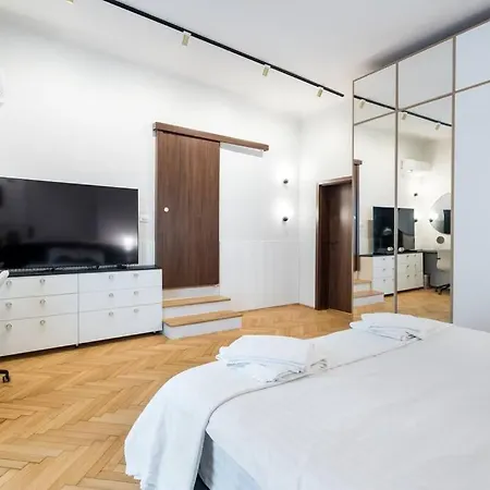Stylish & Charming - Center Appartamento *