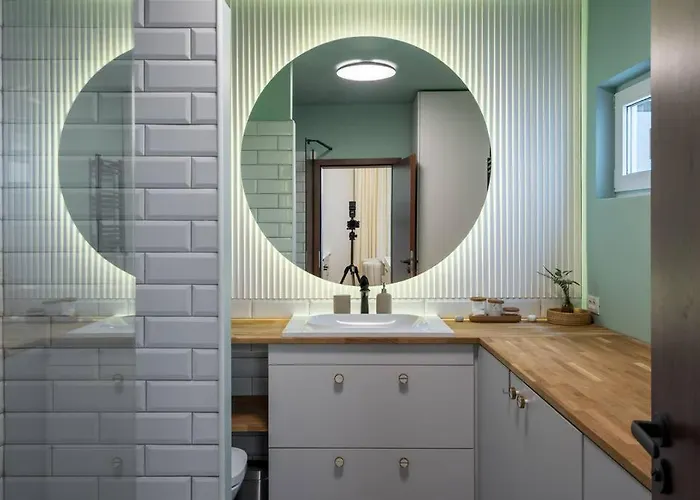 Stylish & Charming - Center Apartment *