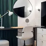 Stylish & Charming - Center Apartman *
