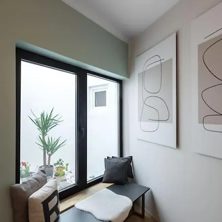 Apartment Stylish & Charming - Center