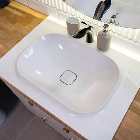 Appartamento Stylish & Charming - Center