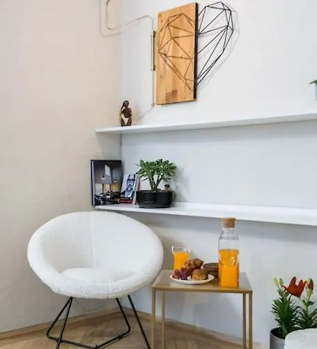 Stylish & Charming - Center Daire *