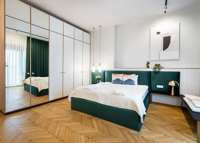 Stylish & Charming - Center Apartmán *