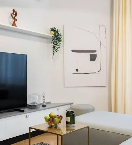 Stylish & Charming - Center * Bucureşti