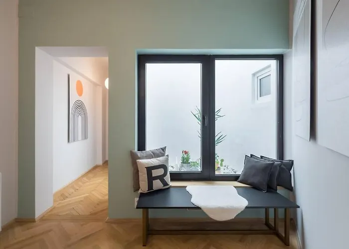 Stylish & Charming - Center Apartament Bucureşti